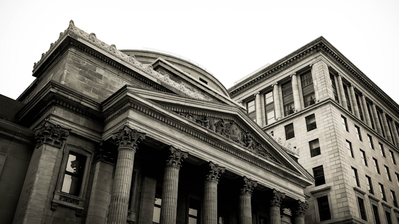 When is the Best Time of Day to Exchange Currency?